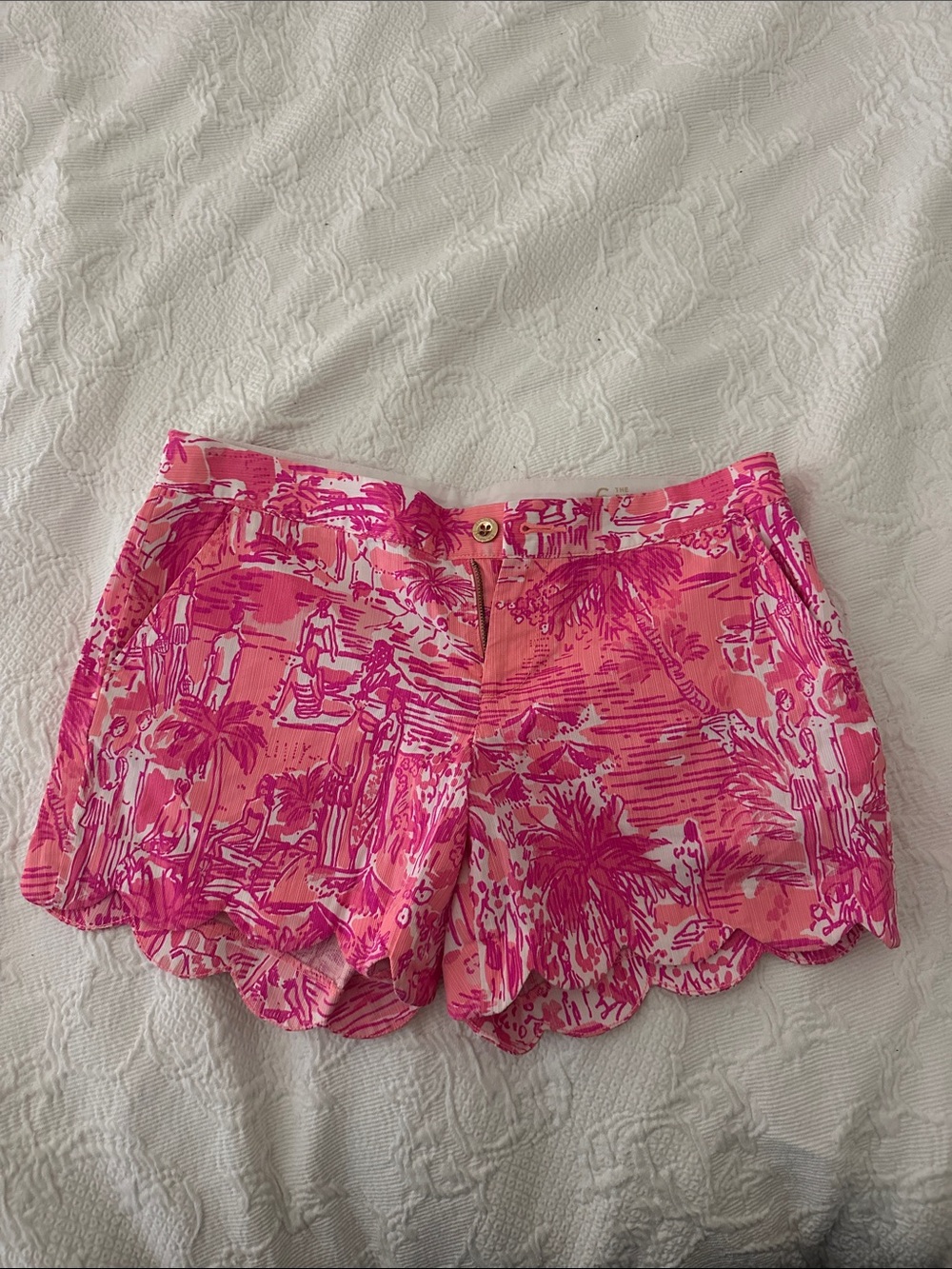 Lily Pulitzer buttercup short Tropical Scallop Hem Women's Shorts